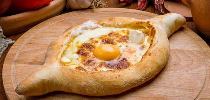 Khachapuri recipe with yolk