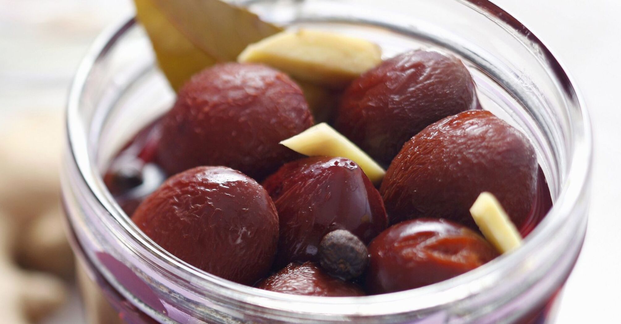 How to pickle spicy plums for winter for meat, salads and as a separate appetizer
