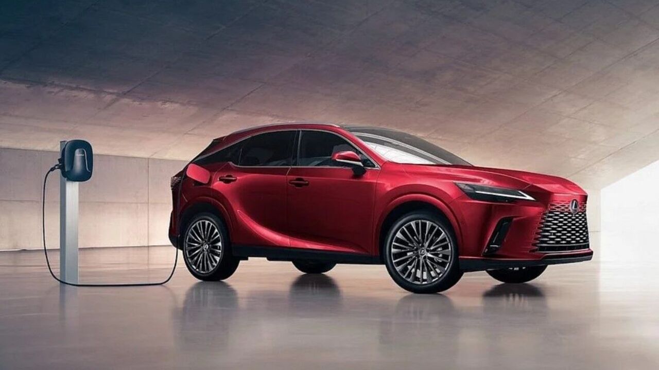 Lexus RX 450h+