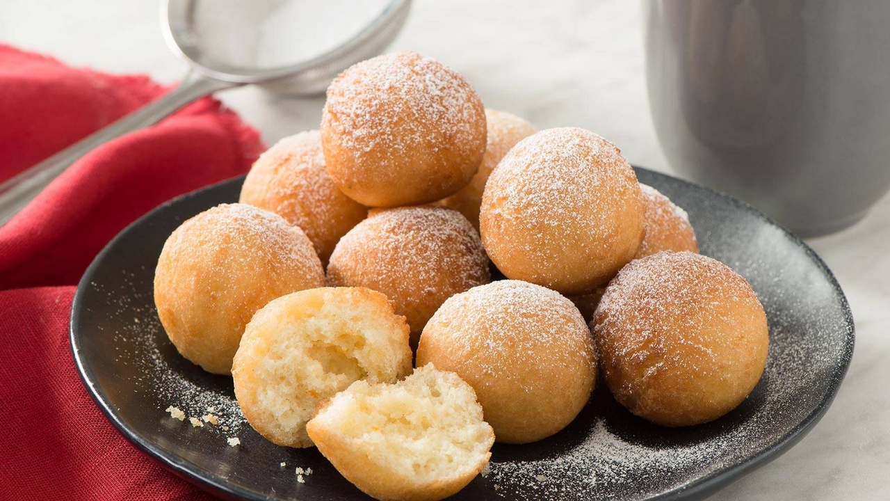 Cottage cheese doughnuts for a snack without yeast and baking