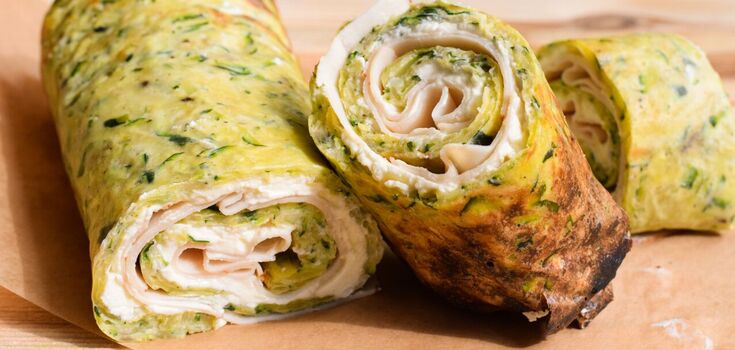 Zucchini roll with a delicious filling for dinner: it will taste better than pizza and pie