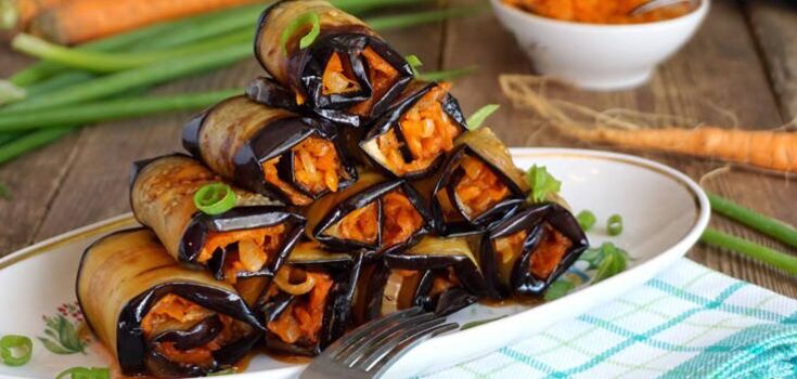What to make eggplant rolls with for a simple appetizer