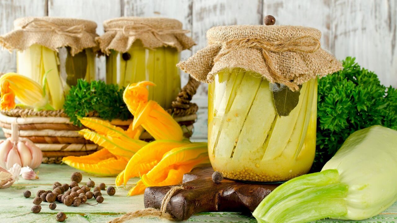 Why zucchini jars explode and what to do to prevent this
