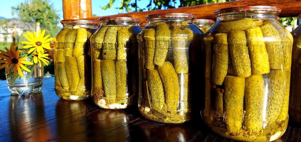 Sweet pickled cucumbers for winter without vinegar