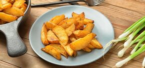How to fry potatoes so that they do not stick to the pan: the easiest way