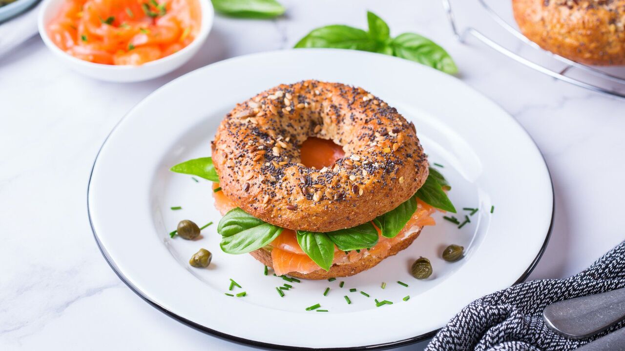 What to cook from cottage cheese for breakfast besides pancakes and casseroles