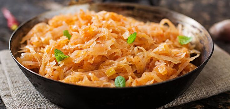 Recipe for juicy stewed cabbage for patties and dumplings