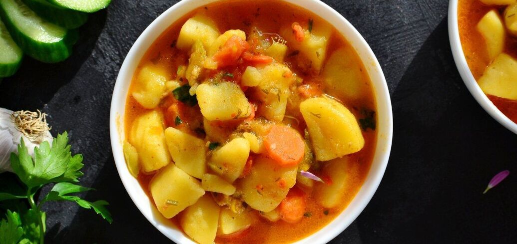 Stewed potatoes with sausages for dinner: a hearty dish for the whole family