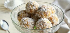 Coconut candies with dried apricots for a snack: prepared without sugar and baking