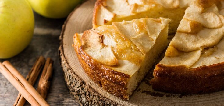 How to surprise your family with a delicious apple pie in minutes: an easy recipe
