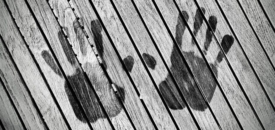 Чистая мебель без отпечатков пальцев