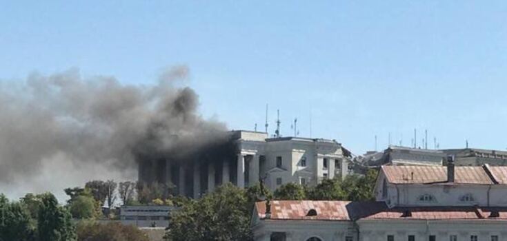 Russian Black Sea Fleet headquarters in Sevastopol is hit by a missile attack