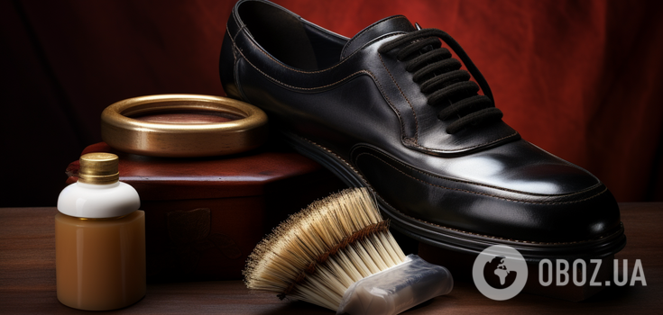 Simple methods for smoothing leather shoes