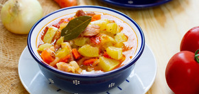 Quick vegetable stew for a light dinner in 15 minutes: a recipe from the cook