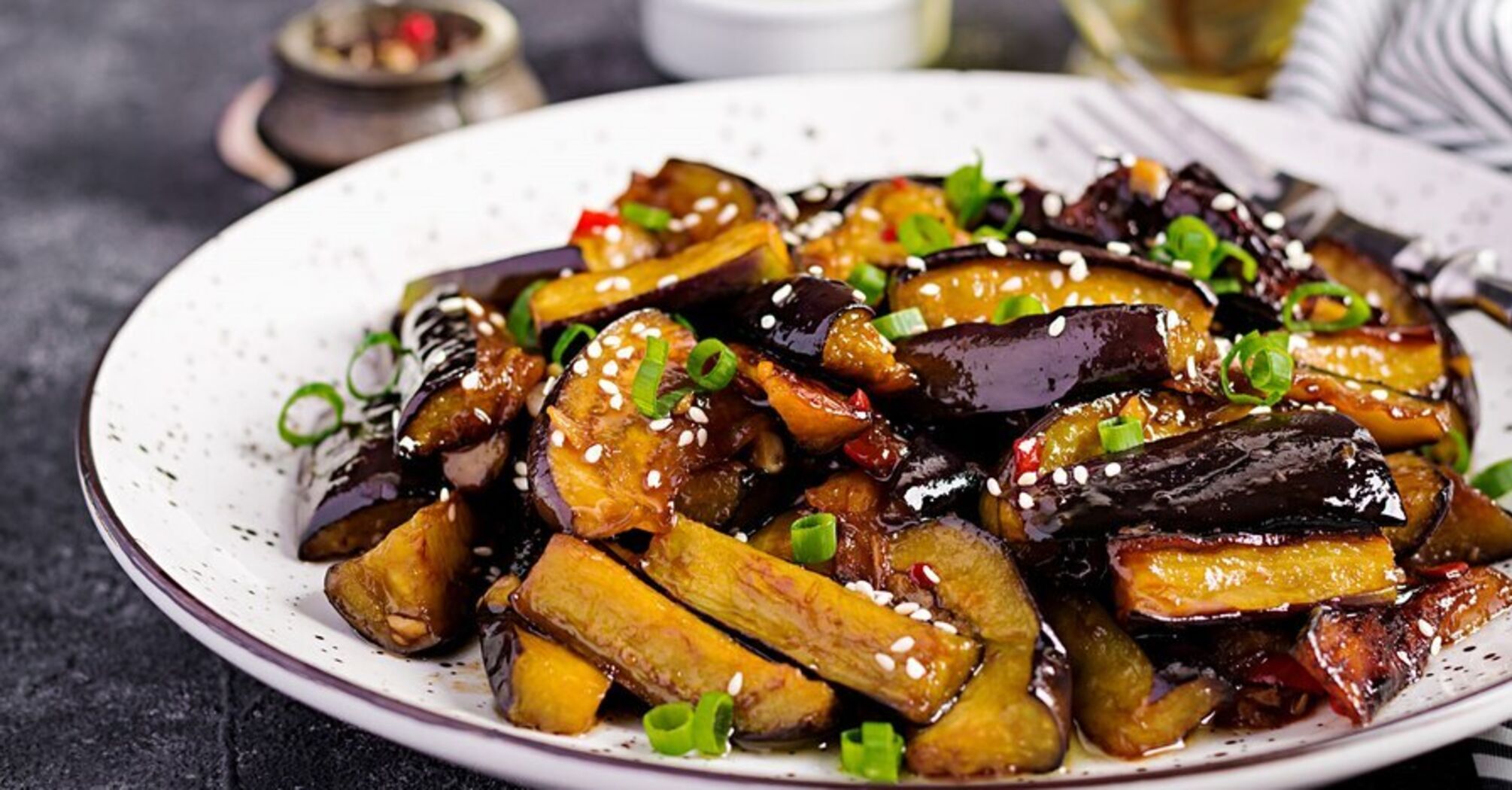 Aubergines in sour cream sauce how to cook with simple ingredients