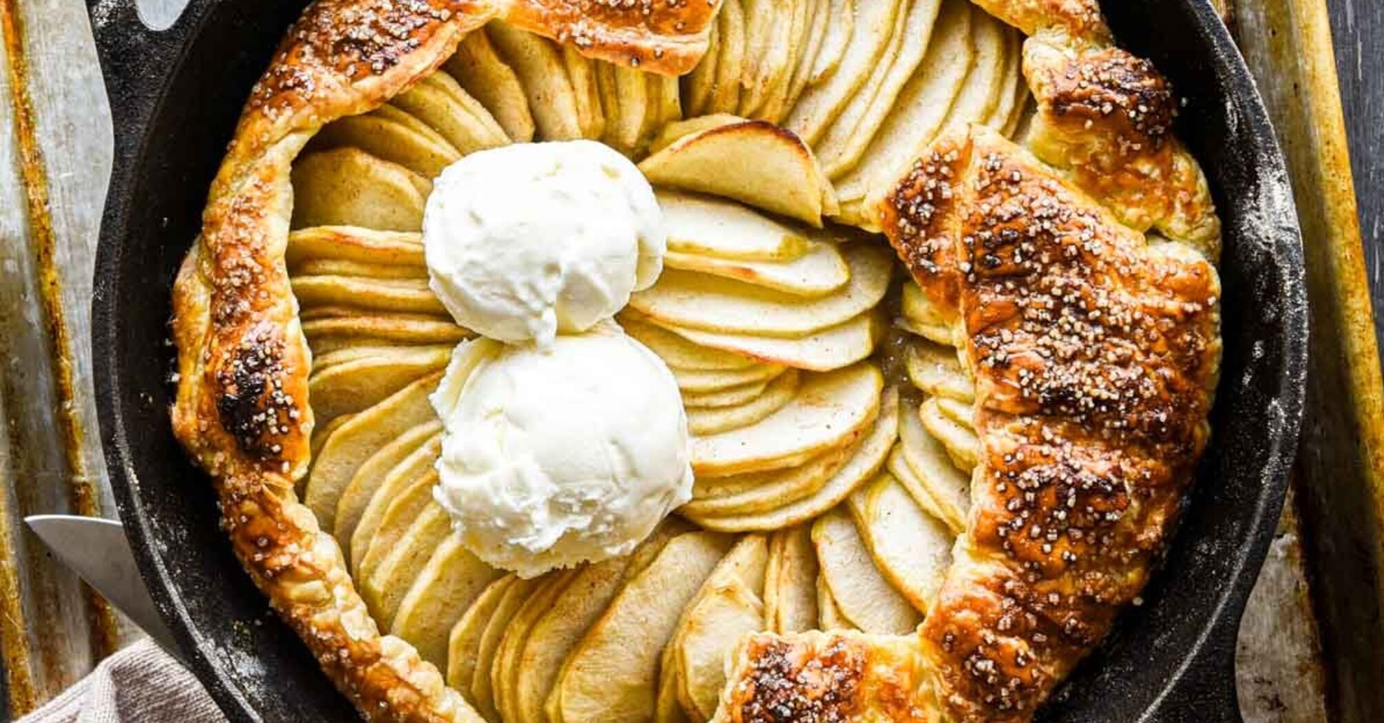 Which dough to use to make a crispy apple galette: the perfect seasonal pastry for tea