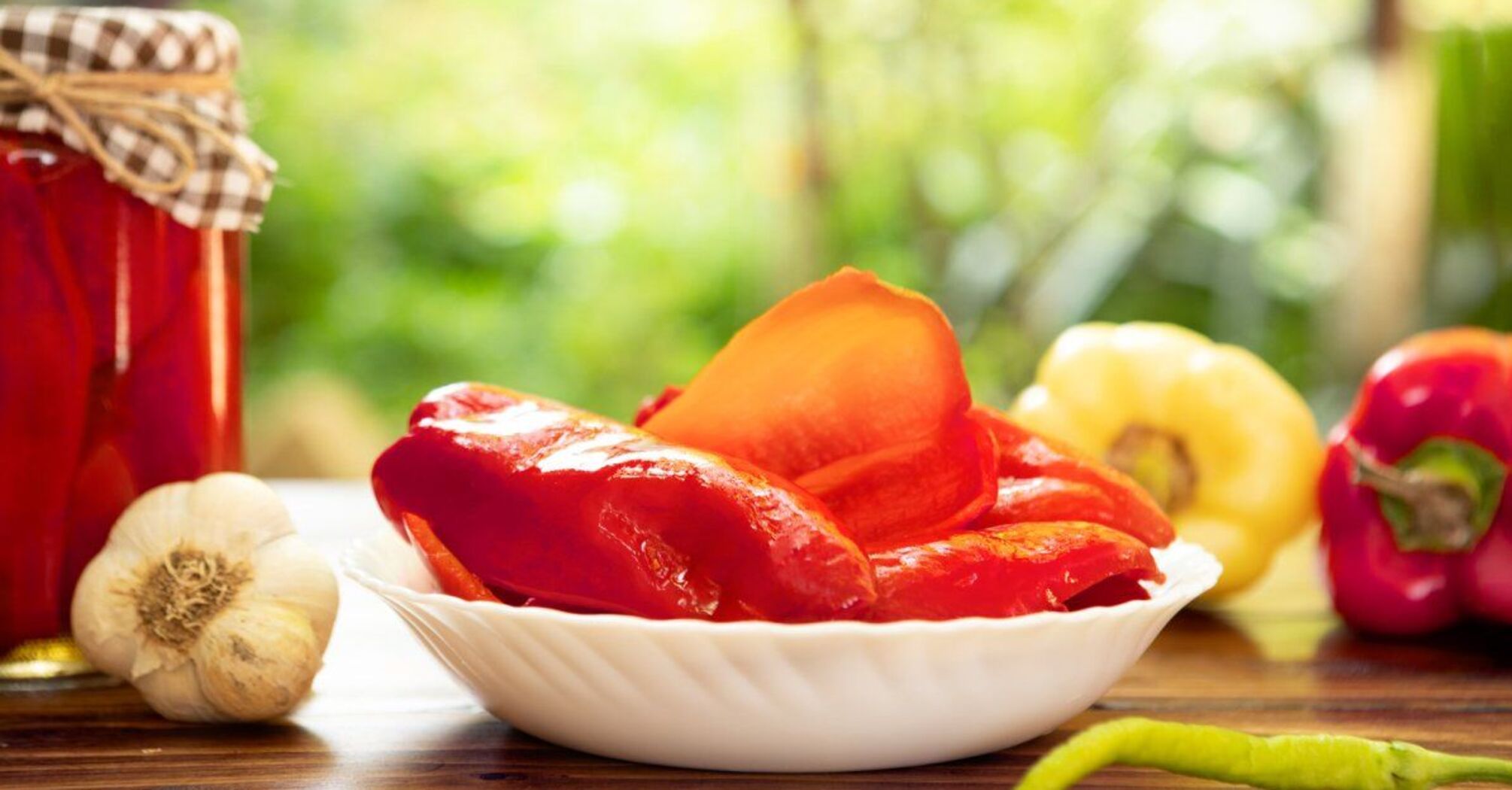 How to pickle bell peppers in 30 minutes deliciously