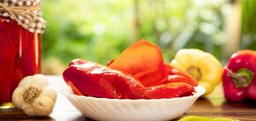 How to pickle bell peppers in 30 minutes deliciously