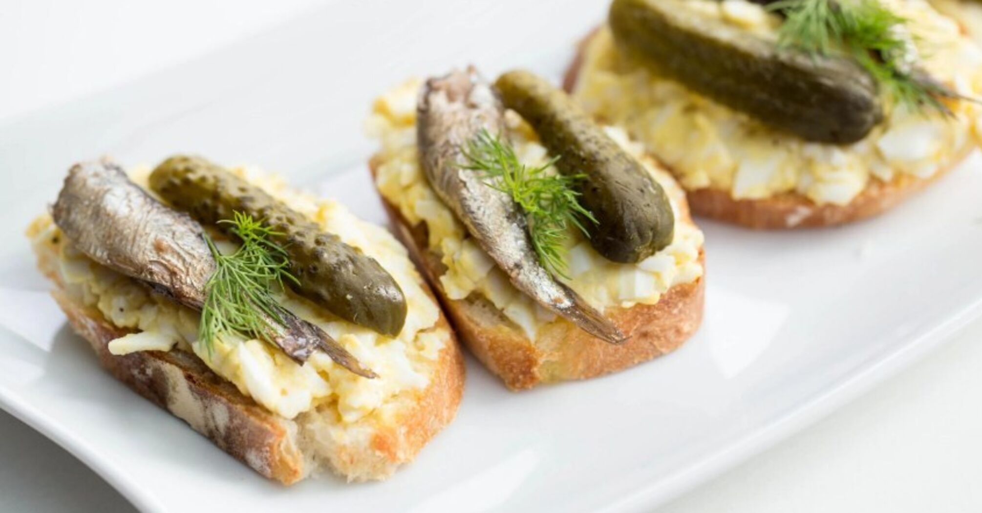 Sprats sandwiches recipe