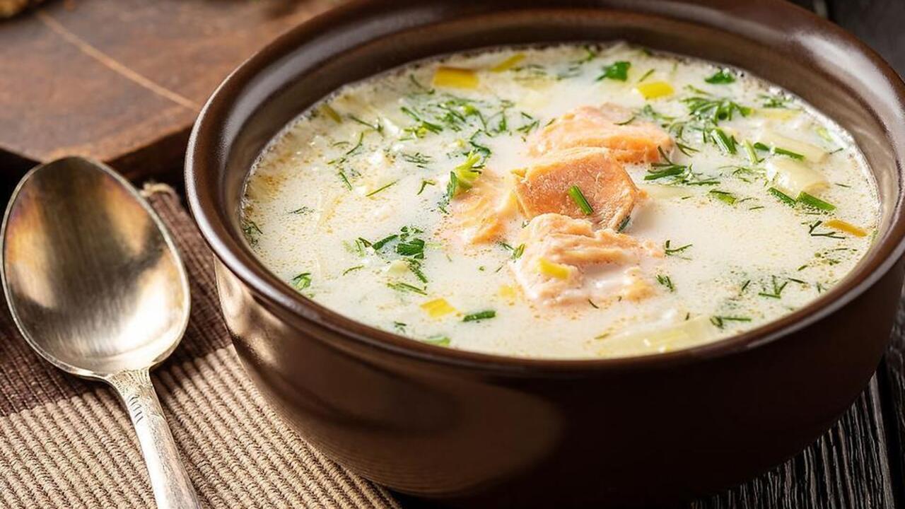 Z czego zrobić lekką zupę na lunch: porady ekspertów