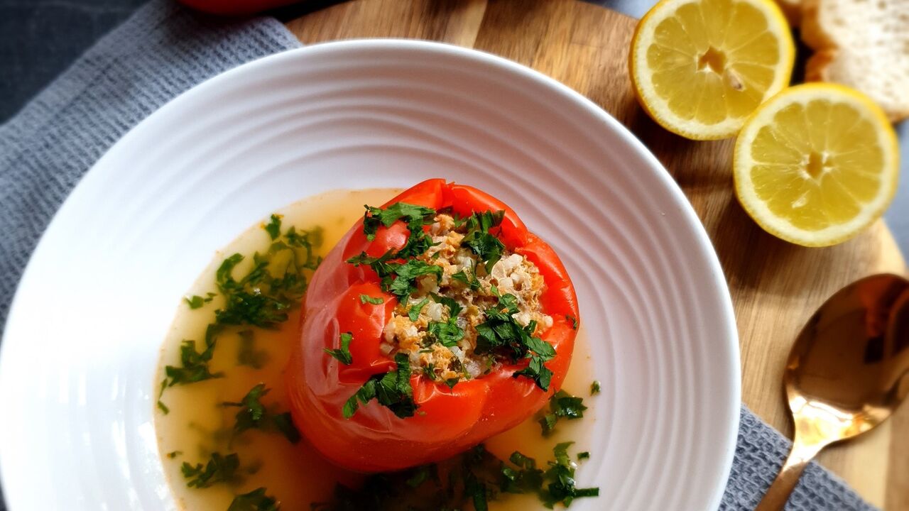 How to stuff peppers in an original way: if you are tired of the classic filling