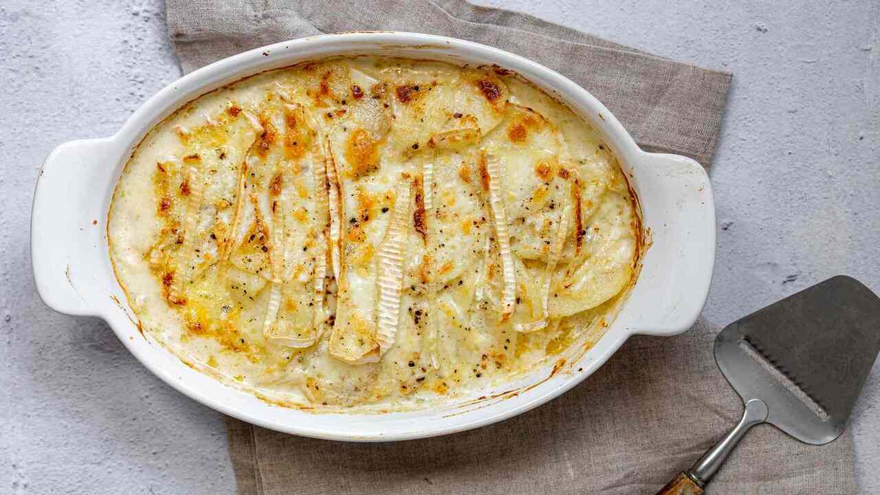 What to cook with potatoes and fillet for lunch and dinner: a recipe for a hearty dish for the whole family