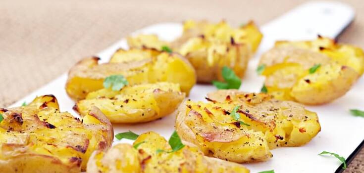 You haven't cooked potatoes like this before: they are crispy, and you don't need to peel them