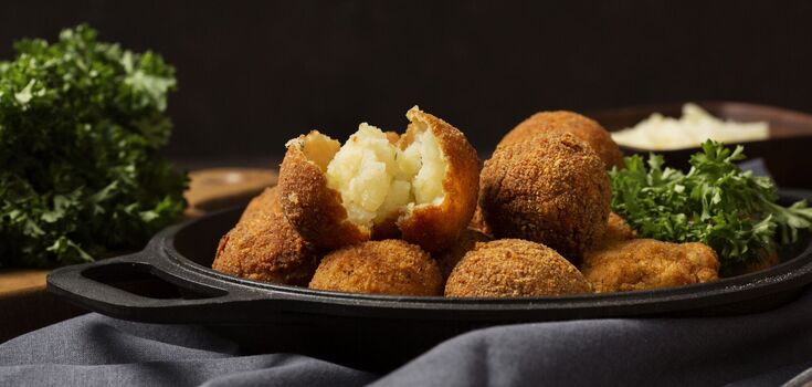 The most delicious cheesy potatoes for dinner from Hector Jimenez-Bravo: a recipe
