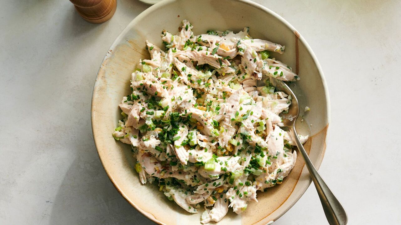 A healthy salad without mayonnaise that won't harm your figure: it's high in protein