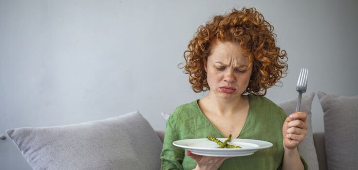 The worst eating habits everyone has: you are just harming your body