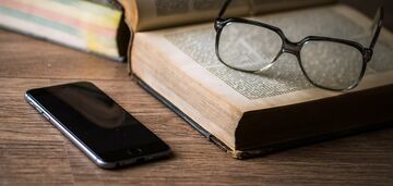 Your iPhone has a hidden zoom that lets you take binocular photos: how to turn it on