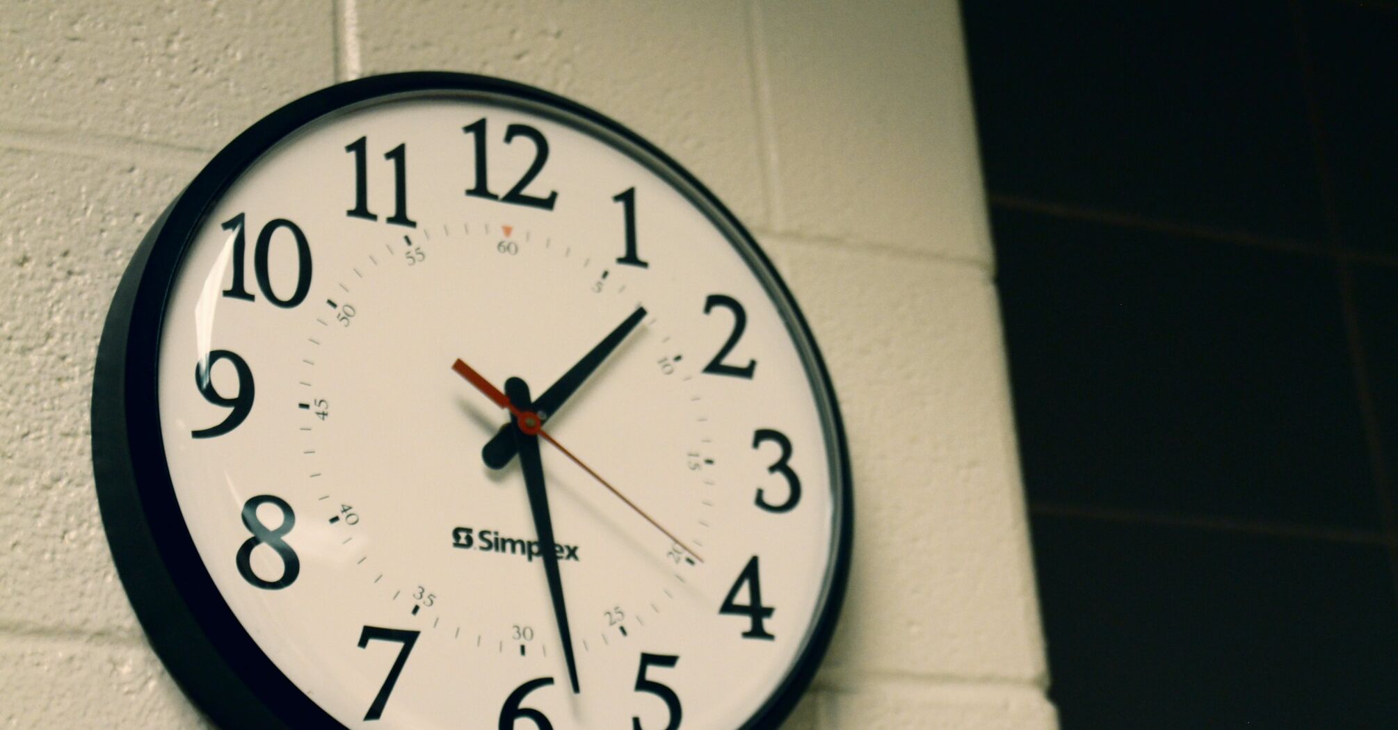 Де повісити годинник