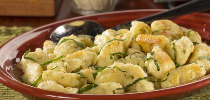 No need to mold: how to cook lazy dumplings in minutes
