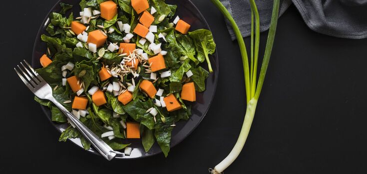 Warm salad with pumpkin and liver: an unusual combination that will cause gastronomic delight