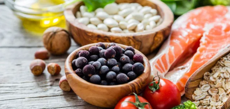 Top 10 healthy foods to eat in 2024