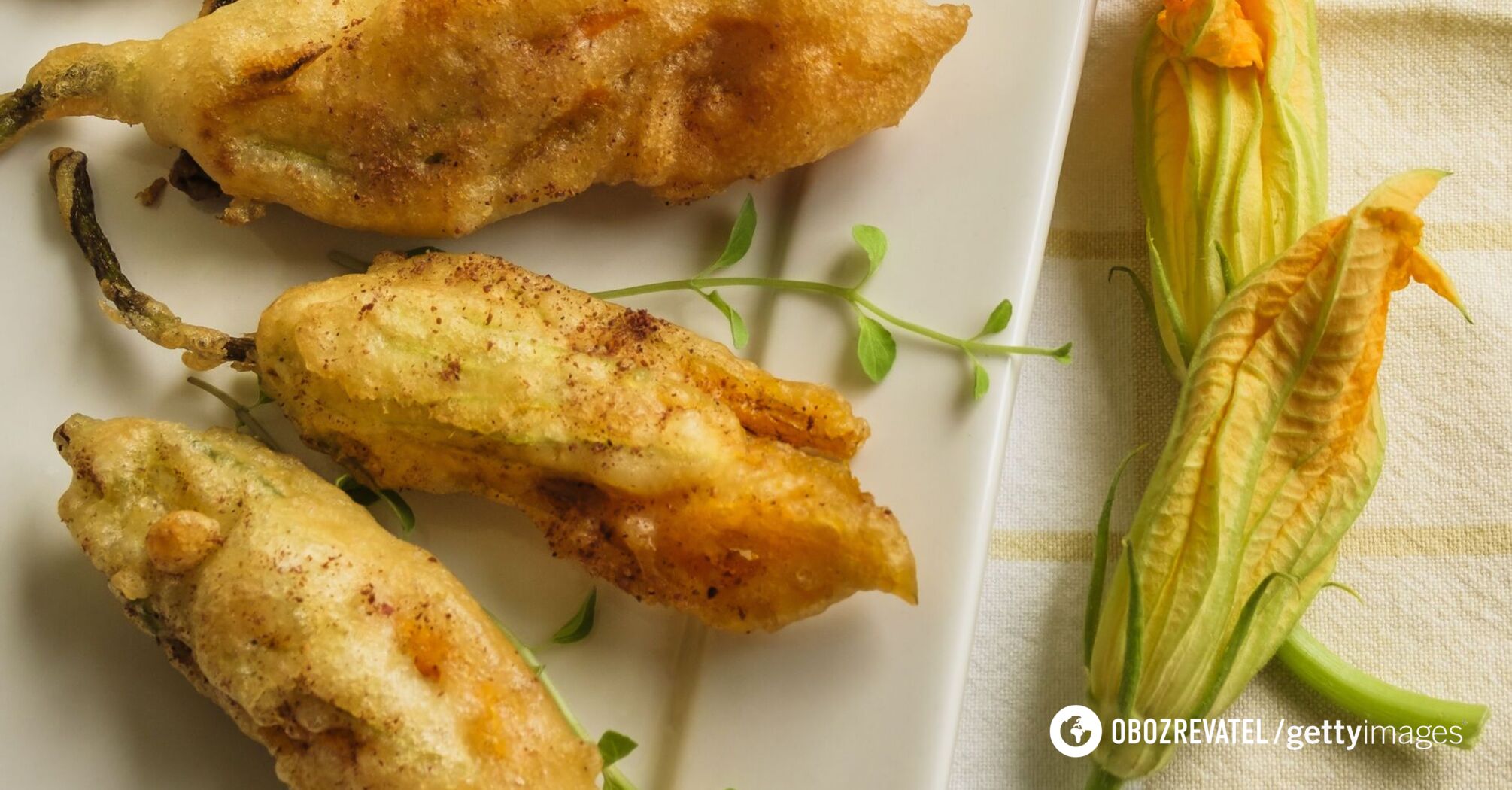 Zucchini flowers in batter