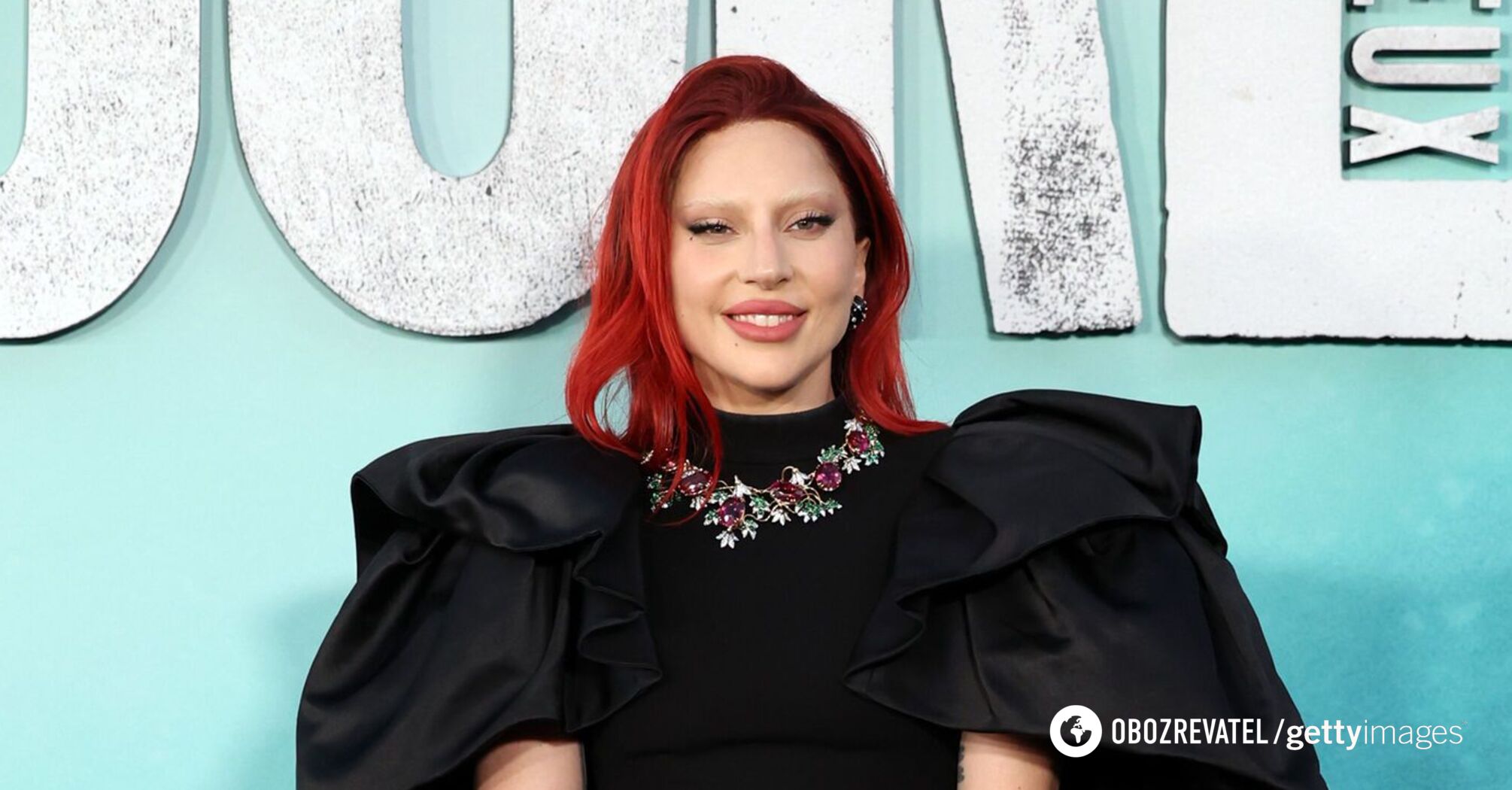 With white eyebrows and red hair: Lady Gaga hits the red carpet in a new look. Photo.