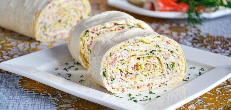 Pita bread roll with a delicious filling: recipe for a very simple and tasty appetizer