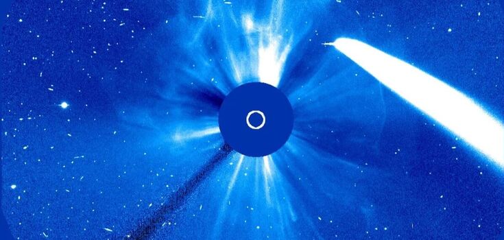 The comet, which appears once every 80,000 years, was captured during an explosion on the Sun. Photo.