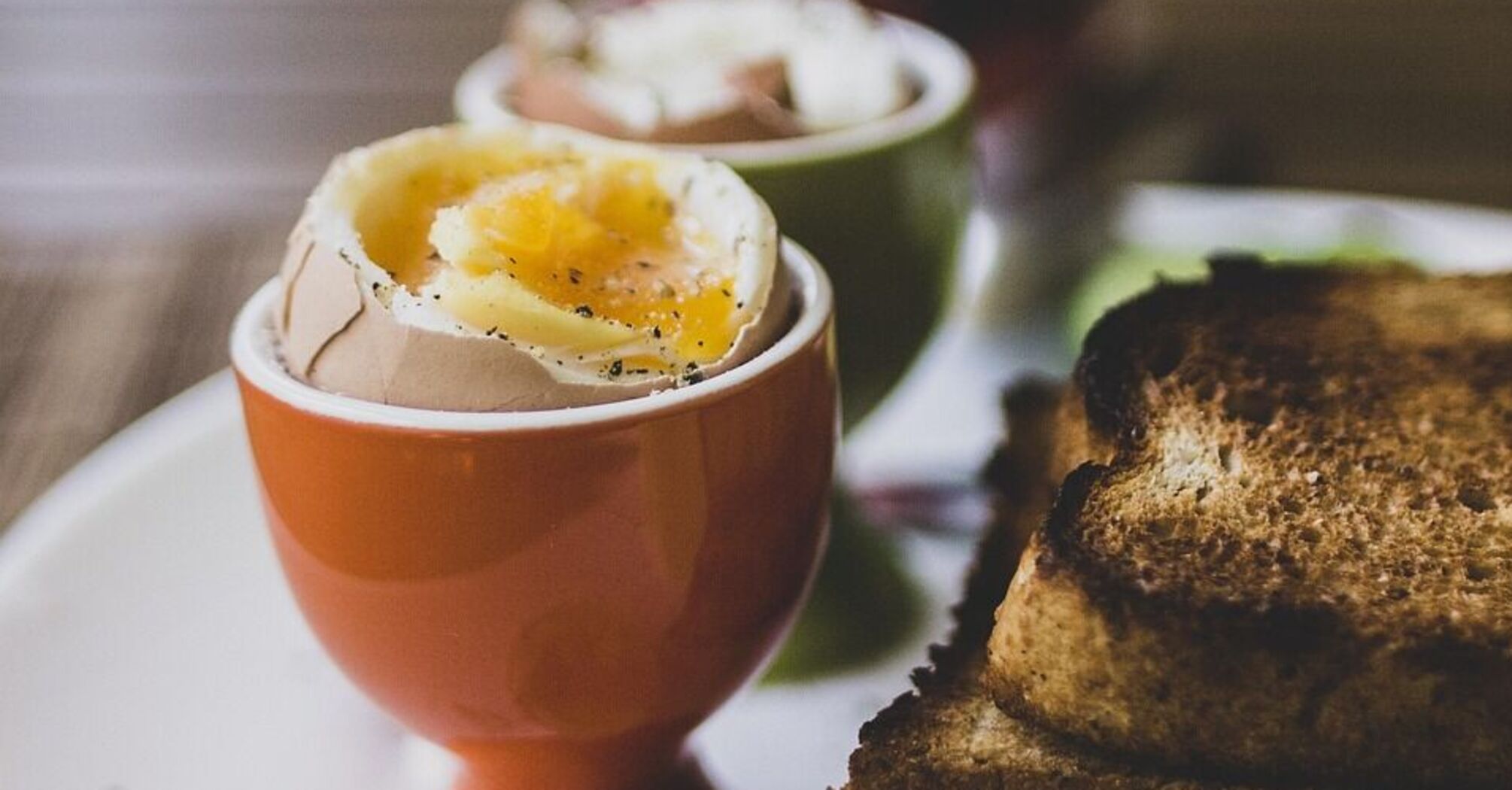 How to boil a perfect egg: minute-by-minute instructions