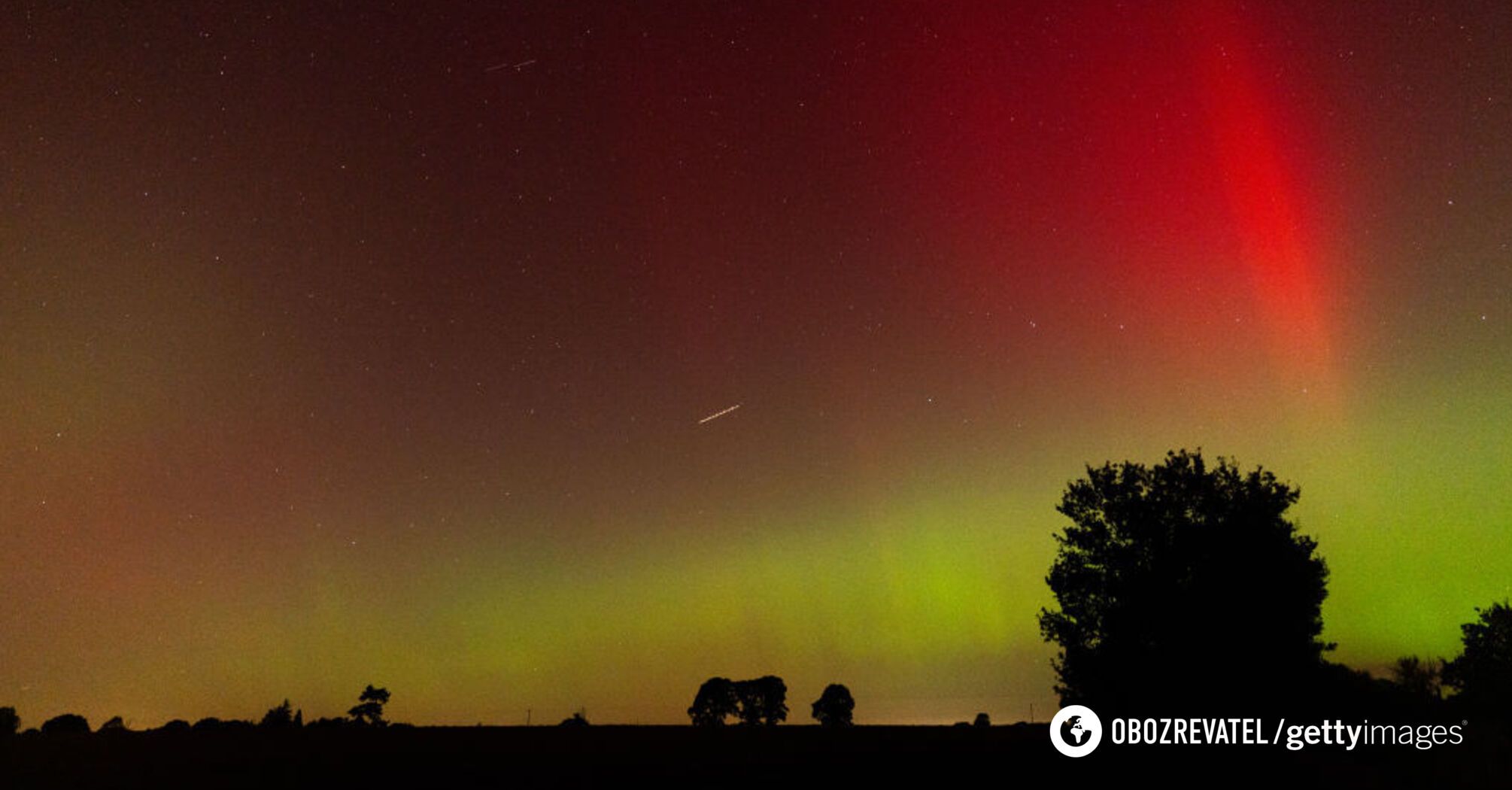 The real magic of nature: the aurora borealis illuminated the world. Photo