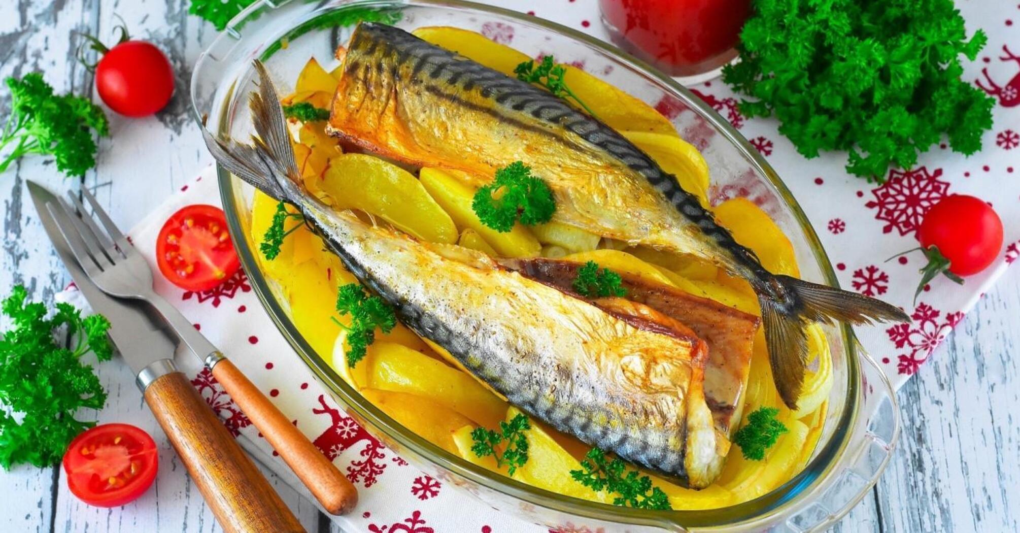 Juicy baked mackerel with spices: a recipe for dinner