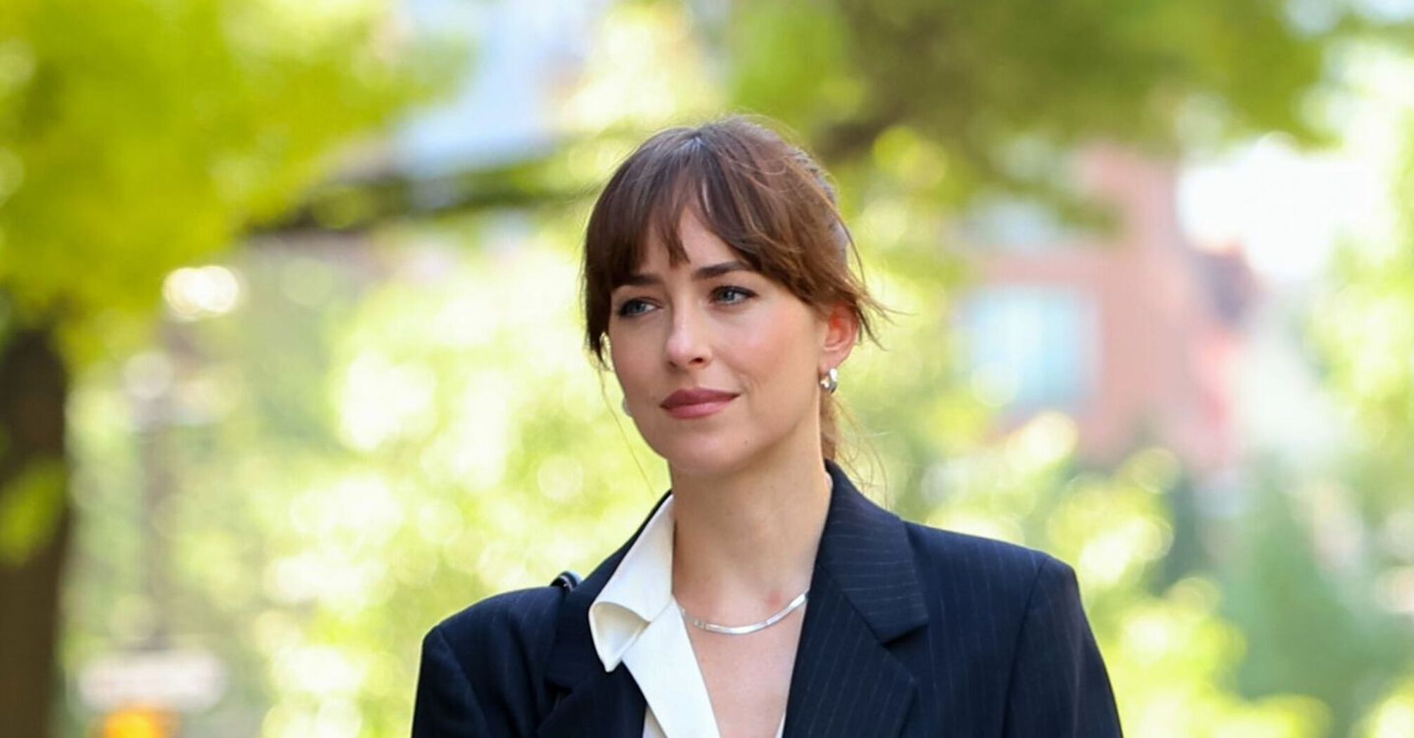 Dakota Johnson pojawiła się w starym wyglądzie ulicy: jakie rzeczy połączyła