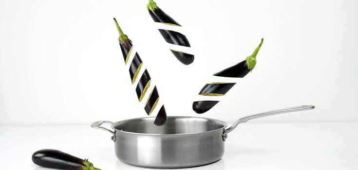 What to do to prevent food from sticking to the steel pan: 3 tips from a celebrity chef