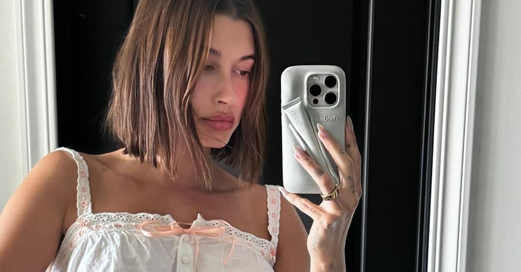 What manicure to do in the fall: fashion ideas from Hailey Bieber