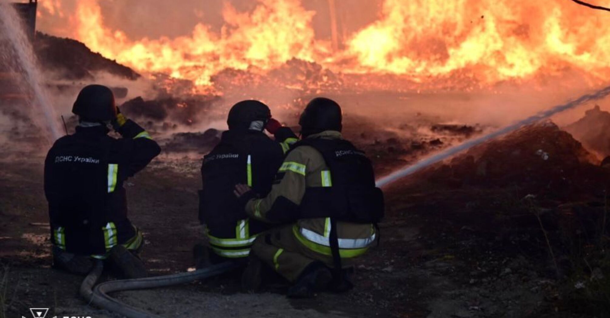 Russia hits power facilities in Chernihiv and Sumy regions: a fire reported at the former, many wounded