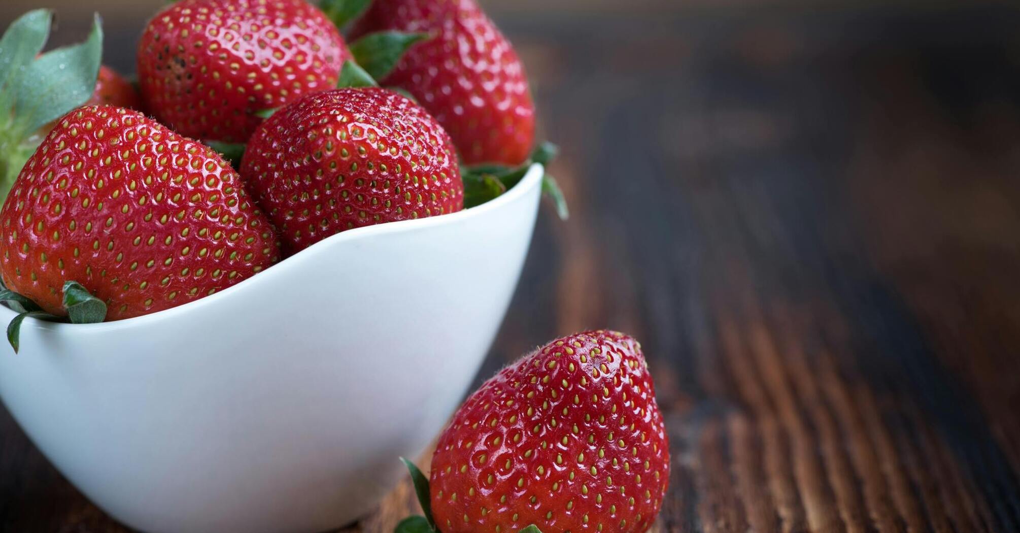 And it's not a refrigerator: a place has been named where strawberries will stay fresh for weeks