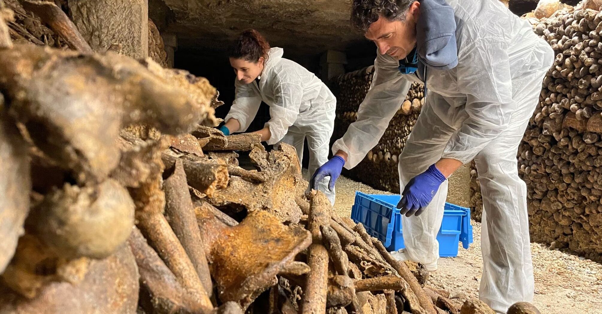 The Empire of Death. Researchers have come close to unraveling the secret of the catacombs of Paris, where the remains of more than 6 million people are kept