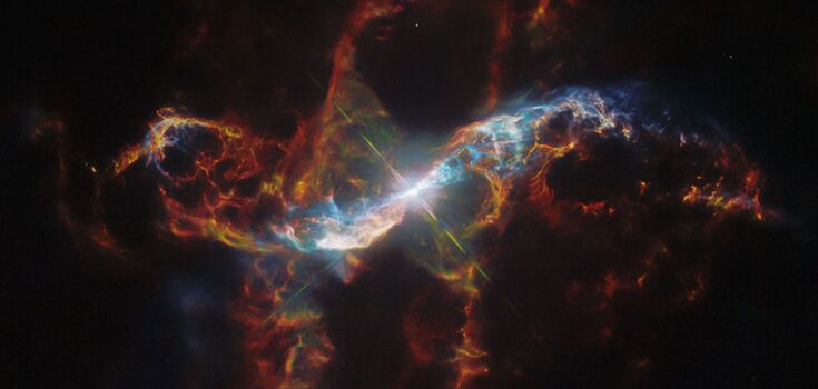 Teleskop Hubble'a uchwycił spektakularną erupcję "gwiezdnego wulkanu". Zdjęcia i wideo