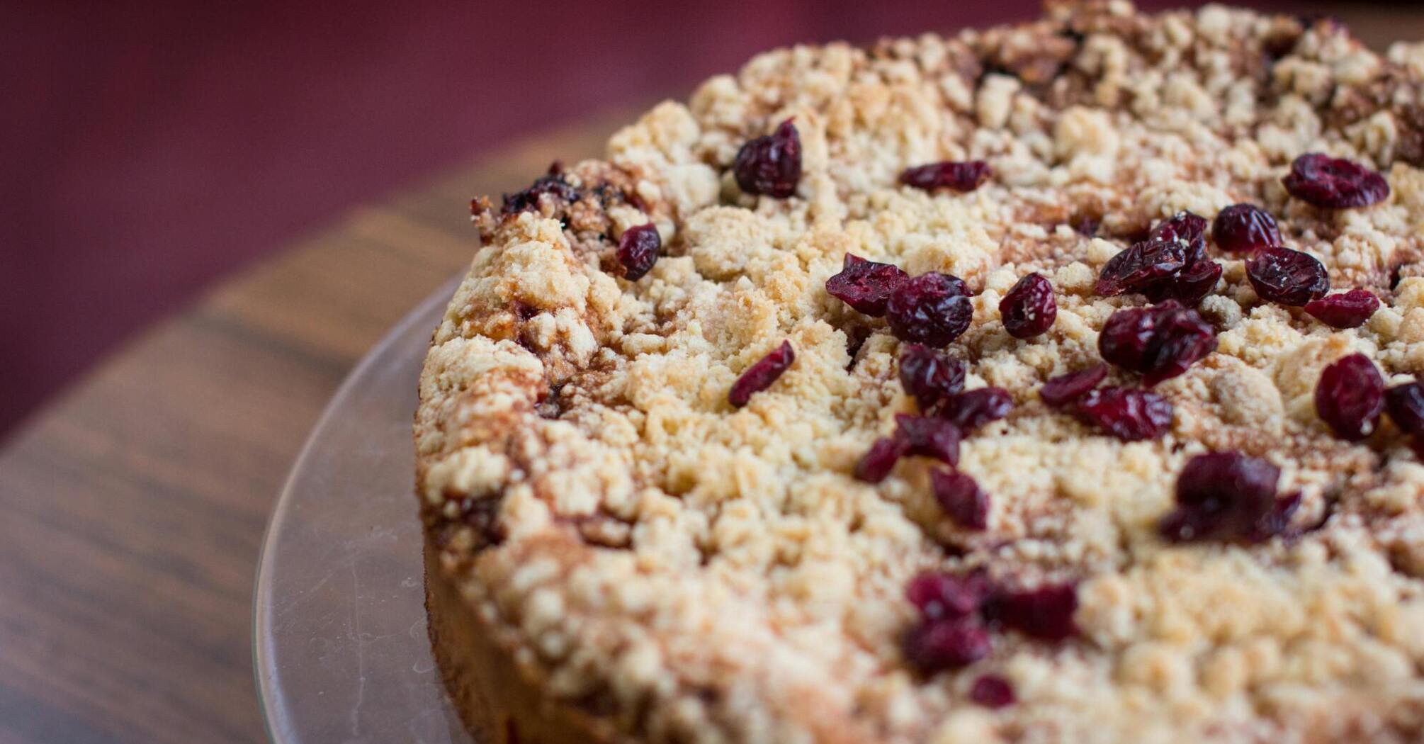 The 'perfect' autumn apple crumble: baked in less than an hour